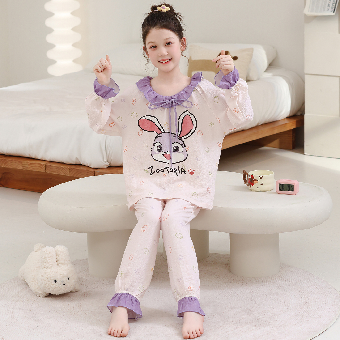 bulk custom kids pajama set lapel collar cute print nightwear oem order (复制) bulk custom kids pajama set lapel collar cute print nightwear oem order (复制)